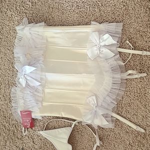 Bnwt White Corset hook & eye size large